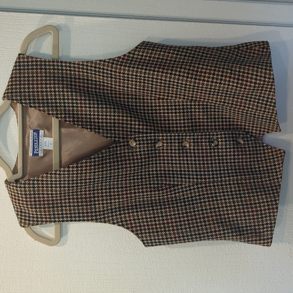 Women's Pendleton Vest, size 8